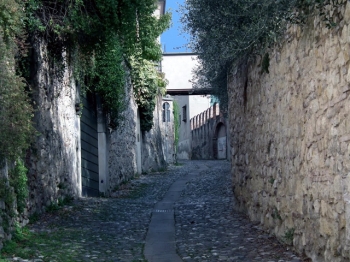 via SALITA FONTANA DEL FERRO