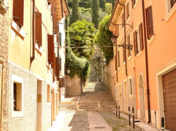 SCALA SANTA verona