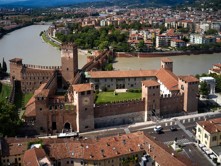 Ponte Scaligero di Castelvecchio verona