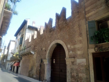 CASA DI ROMEO verona