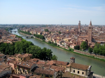 VERONA vista da CASTEL SAN PIETRO