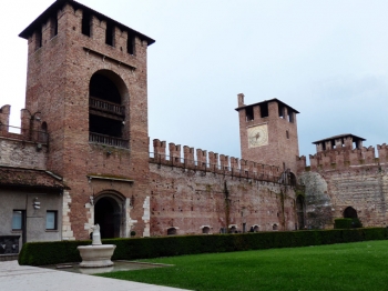 CASTELVECCHIO verona