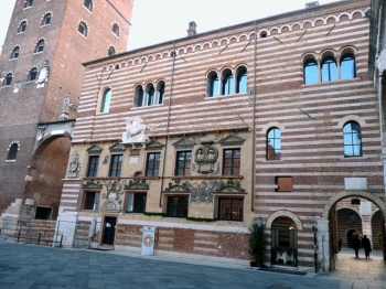 PALAZZO DELLA RAGIONE verona