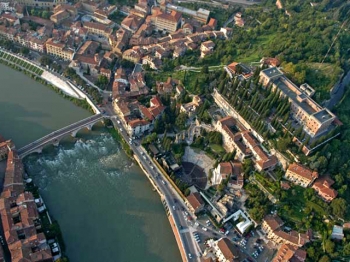 PONTE PIETRA verona