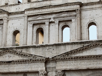 PORTA BORSARI verona