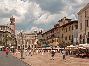 PIAZZA ERBE verona