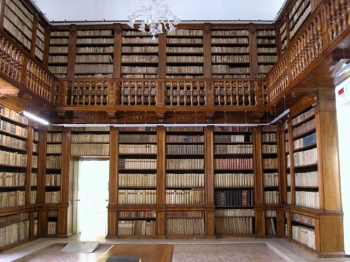 BIBLIOTECA CIVICA di Verona | sala teologia |