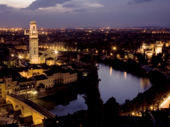 VERONA vista da CASTEL SAN PIETRO