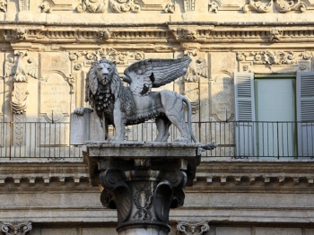 PIAZZA ERBE colonna di San Marco