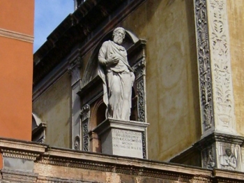PIAZZA DEI SIGNORI statua Girolamo Fracastoro
